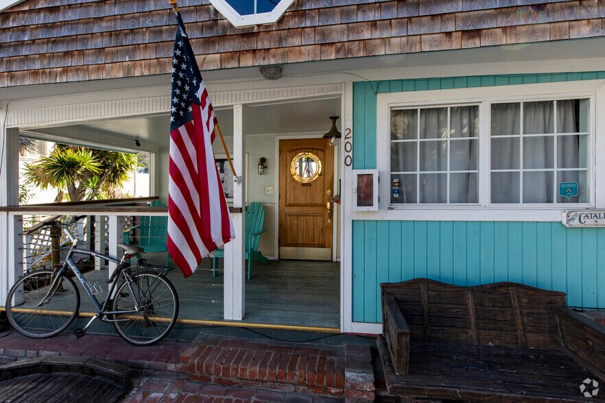 More Photos Of 200 Marilla Ave, Avalon Hotel For Sale