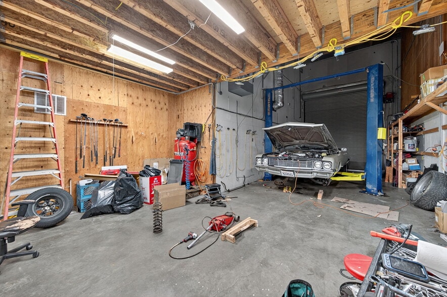 More Photos Of 20 S Linden Ave, South San Francisco Warehouse For Sale