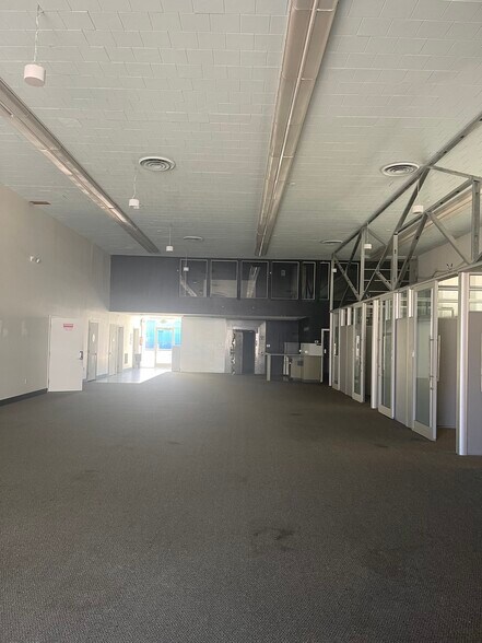 More Photos Of 7500 Monterey Rd, Gilroy Freestanding For Sale