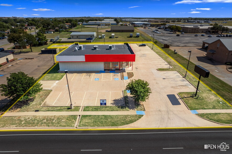 More Photos Of 4205 Old Jacksboro Hwy, Wichita Falls Freestanding For Sale