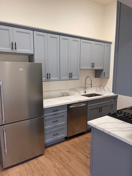 More Photos Of 1403-1413 Encinal Ave, Alameda Storefront Retail Residential For Sale