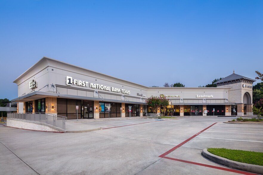 More Photos Of 2105-2129 W Davis St, Conroe Unknown For Lease