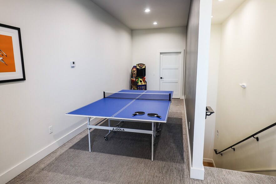 More Photos Of 14600 Bogert Pky, Oklahoma City Office For Lease