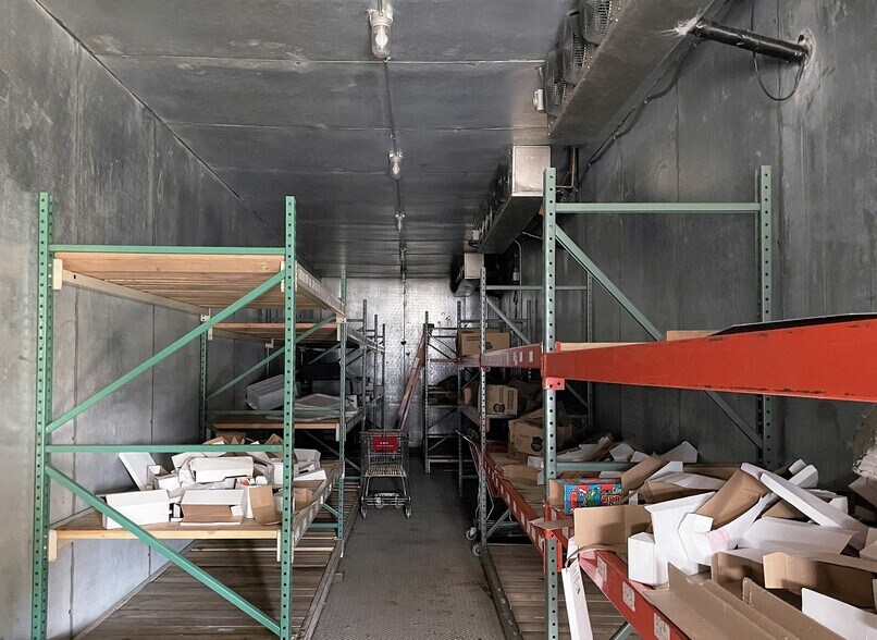 More Photos Of 1200-1218 N Killingsworth St, Portland Storefront For Sale