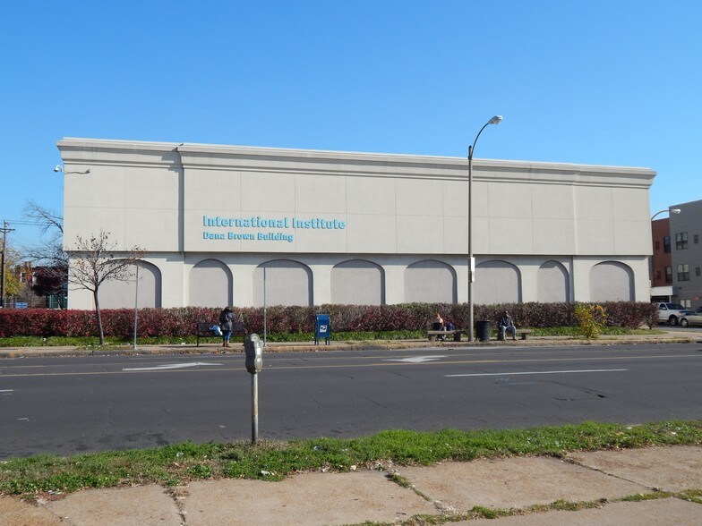 More Photos Of 3654 S Grand Blvd, Saint Louis Office For Sale