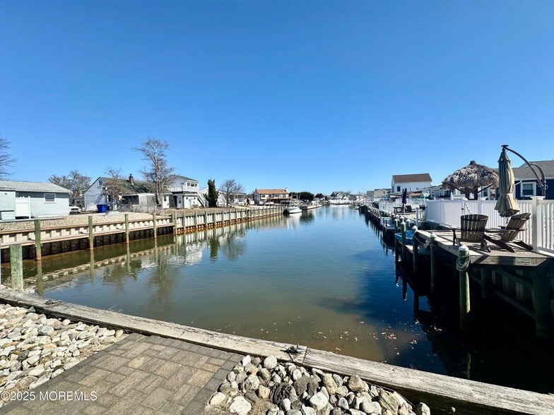 More Photos Of 751 Fischer Blvd, Toms River Medical For Sale
