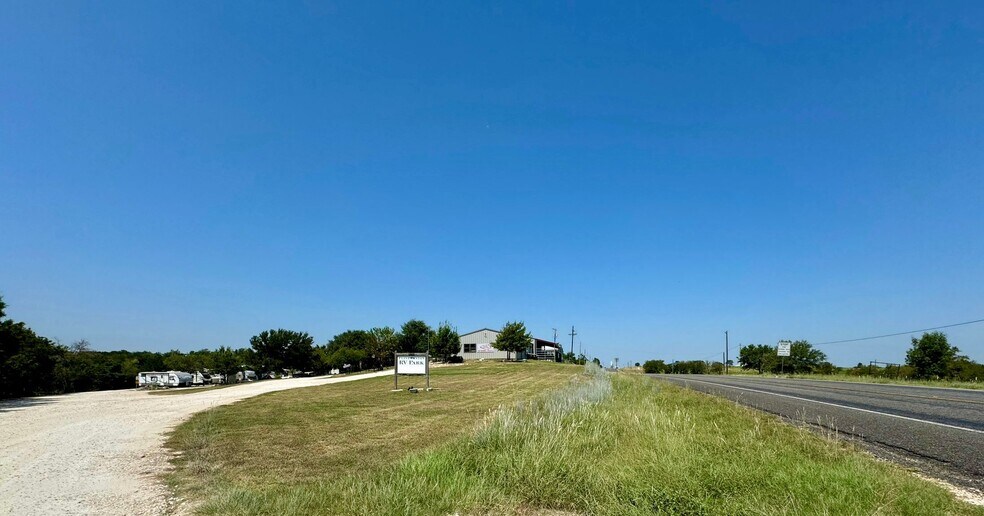 More Photos Of 1321 N FM 56, Glen Rose Trailer Camper Park For Sale