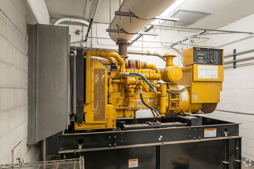 More Photos Of 3900 S Cicero Ave, Cicero Warehouse For Sale