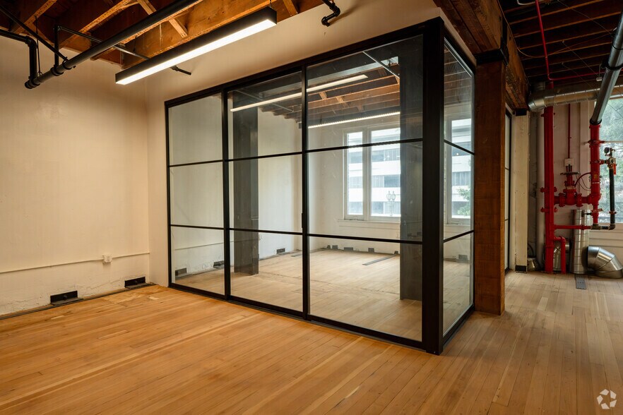 More Photos Of 734 S Main St, Los Angeles Loft Creative Space For Lease