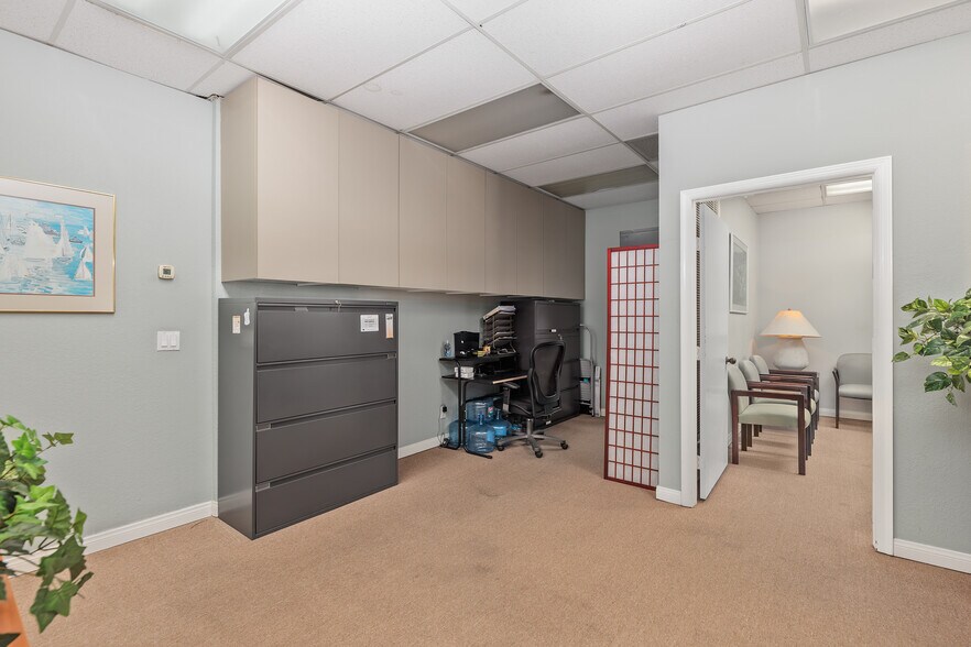 More Photos Of 4407 Manchester Ave, Encinitas Medical For Sale