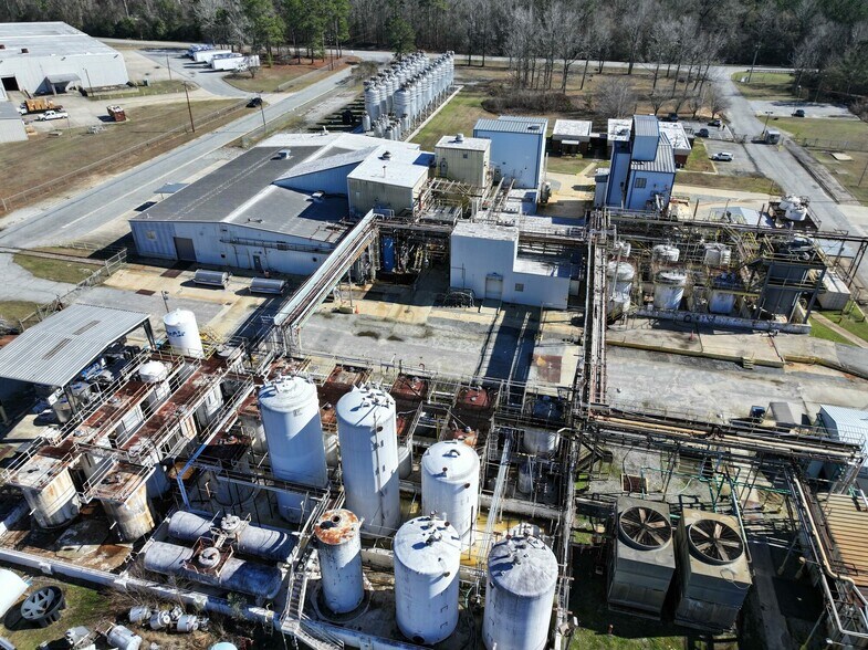 More Photos Of 6906 Dixie St, Columbus Industrial For Sale