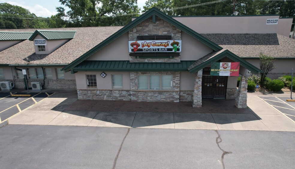 More Photos Of 4000 Vali Ct, North Little Rock Restaurant For Sale