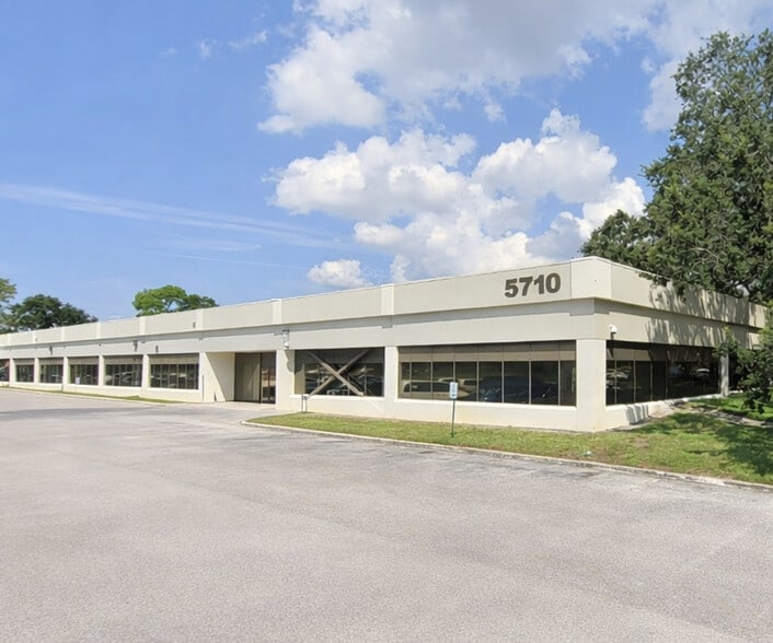 Primary Photo Of 5710 Hoover Blvd, Tampa Light Distribution For Sale