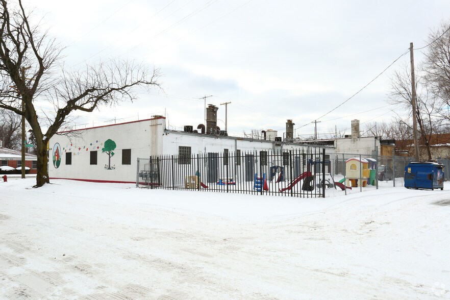 More Photos Of 15100-15114 Plymouth Rd, Detroit Storefront For Lease
