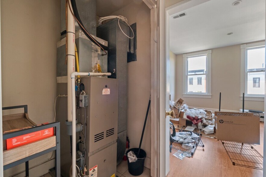 More Photos Of 1728 Bolton St, Baltimore Apartments For Sale