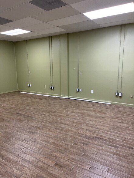 More Photos Of 28801-28929 US Hwy 19, Clearwater Unknown For Lease