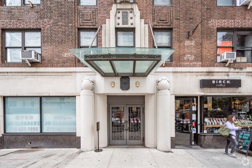 More Photos Of 56 7th Ave, New York Apartments For Lease