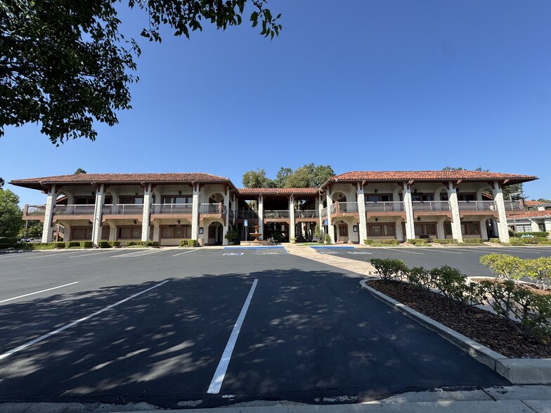 More Photos Of 3625 E Thousand Oaks Blvd, Westlake Village Office For Lease