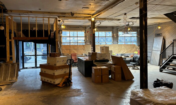 More Photos Of 459 Ouellette Av, Windsor Restaurant For Sale