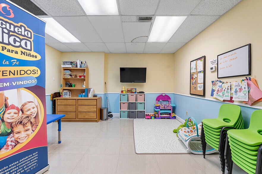 More Photos Of 1416 SE 2nd Ter, Deerfield Beach Religious Facility For Sale