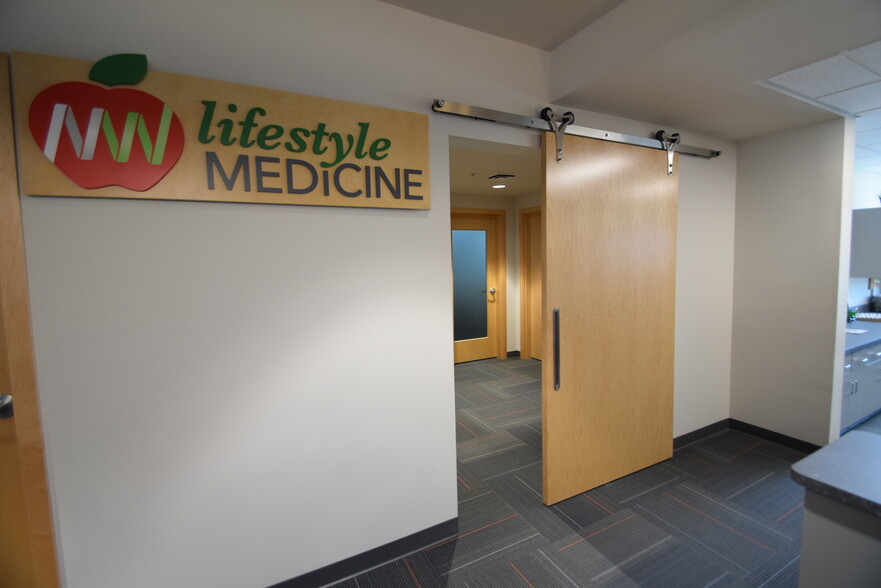 More Photos Of 1025 2nd St NW, Salem Medical For Sale