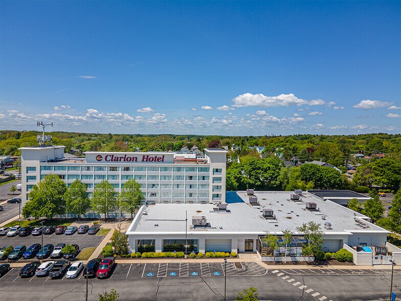 More Photos Of 1230 Congress St, Portland Hotel For Lease