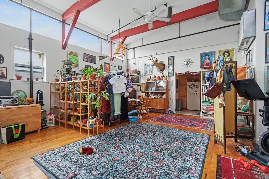 More Photos Of 907-911 South St, Peekskill Storefront Retail Office For Sale