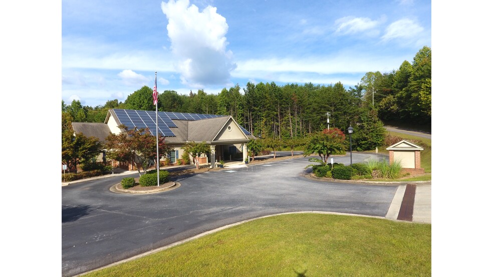 Primary Photo Of 70 Ansley Dr, Dahlonega Medical For Sale