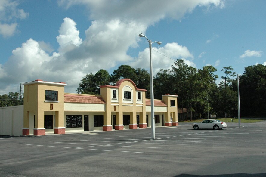 Primary Photo Of 1007-1029 NE 14th St, Ocala Restaurant For Lease