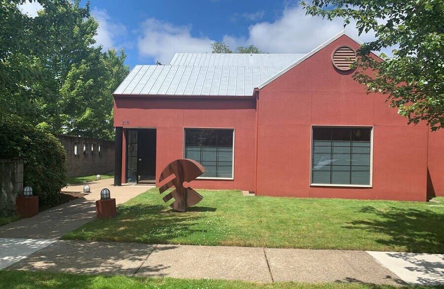 Primary Photo Of 216-220 NW 6th St, Corvallis Office For Lease