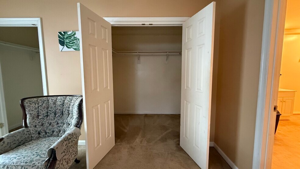 More Photos Of 5212 Astor Pl SE, Washington Assisted Living For Lease