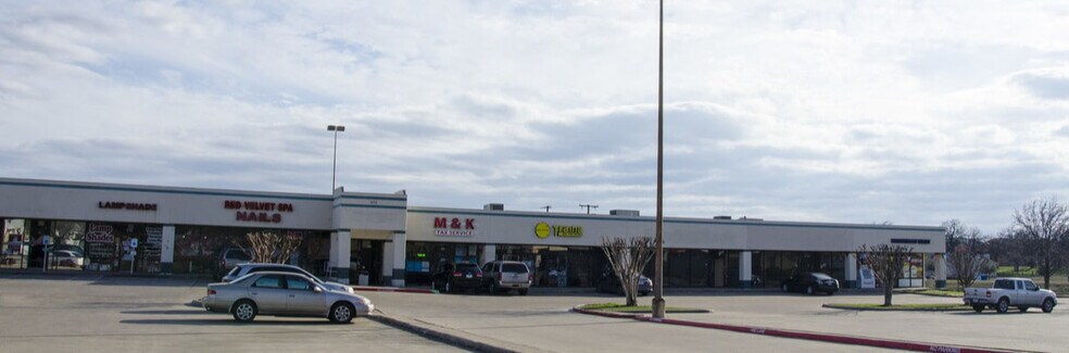 More Photos Of 1113 W Pipeline Rd, Hurst Unknown For Lease