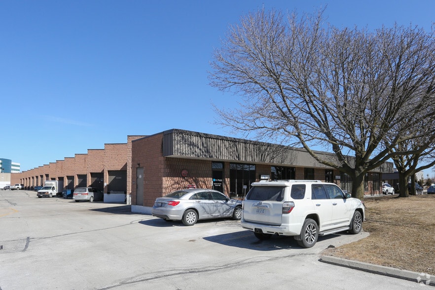 More Photos Of 1730 McPherson Ct, Pickering Showroom For Sale