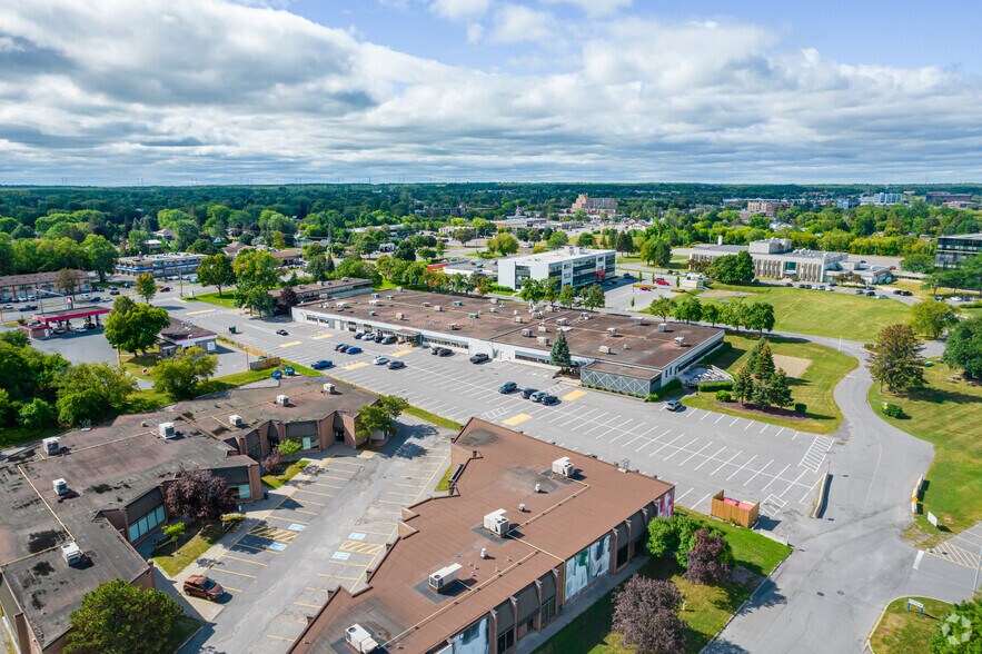 More Photos Of 1891-1941 Robertson Rd, Ottawa Office For Lease