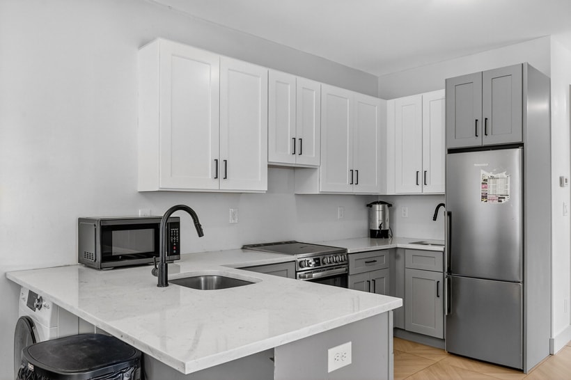 More Photos Of 82 Liberty St, Monticello Apartments For Sale