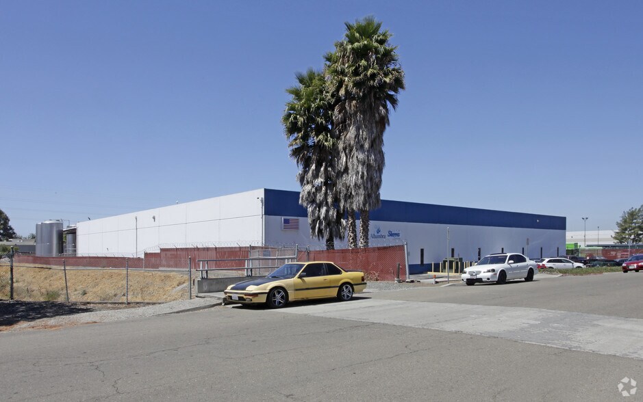More Photos Of 485 Vista Way, Milpitas Warehouse For Lease