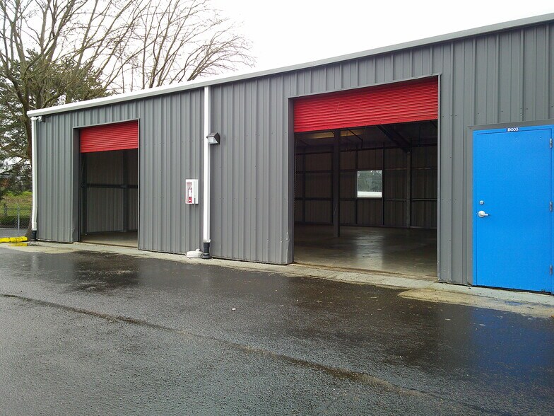 More Photos Of 5820 NE Eighth Ct, Vancouver Self Storage For Lease