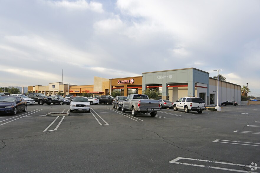 More Photos Of 119-207 N Grand Ave, Covina Storefront For Lease