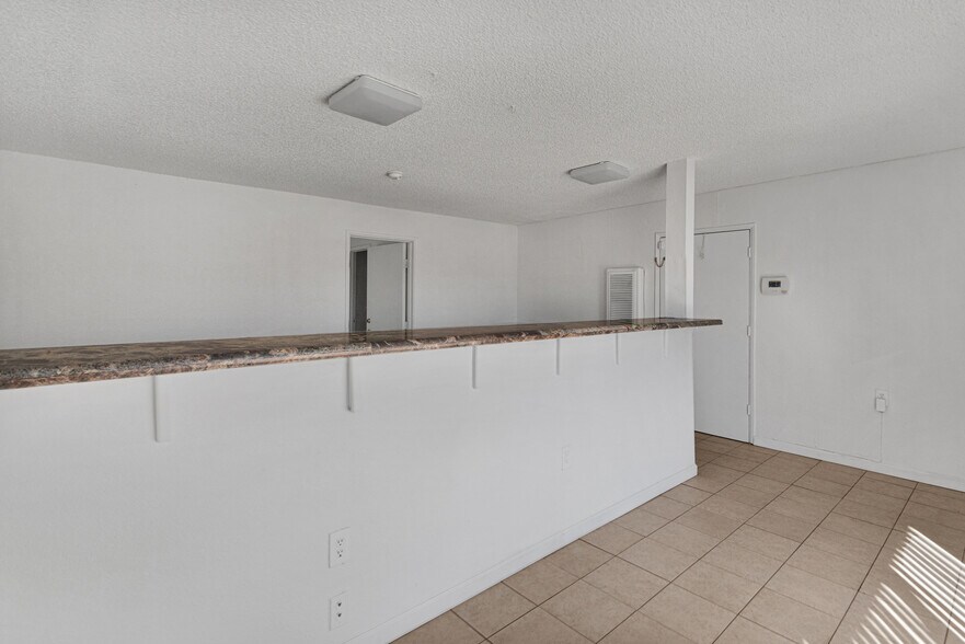 More Photos Of 9464 Hesperia Rd, Hesperia Freestanding For Sale