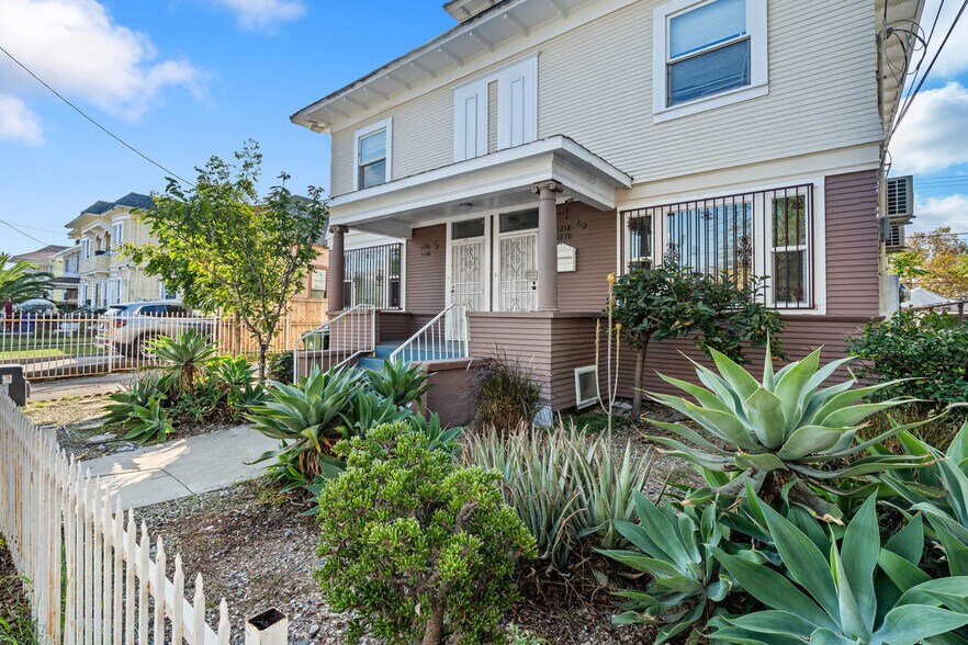 More Photos Of 1276 W 22nd St, Los Angeles Apartments For Sale