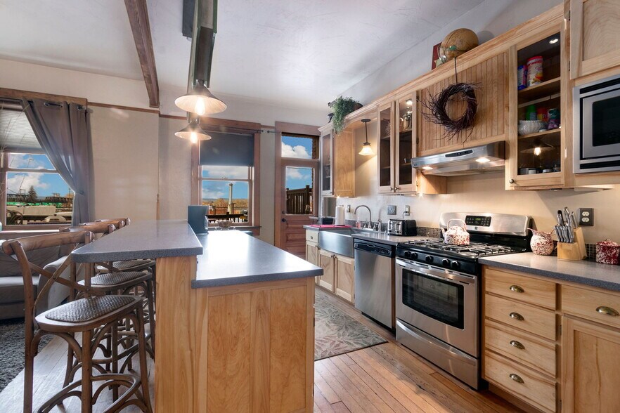 More Photos Of 308 S 2nd St, Laramie Storefront Retail Residential For Sale