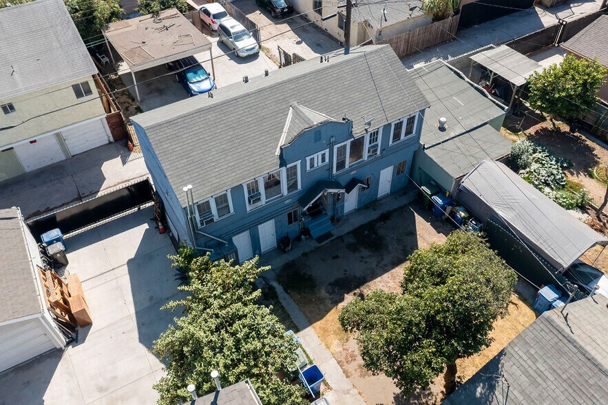 More Photos Of 212 E 62nd St, Los Angeles Apartments For Sale