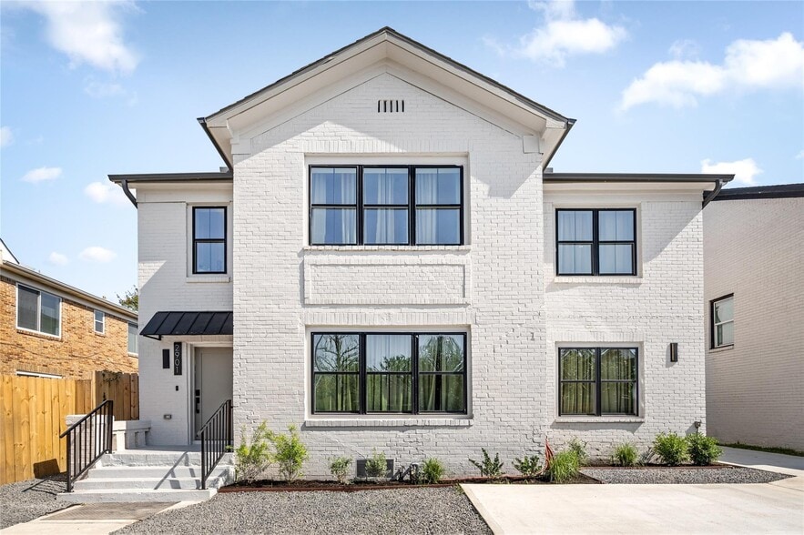 More Photos Of , Houston Multifamily For Sale