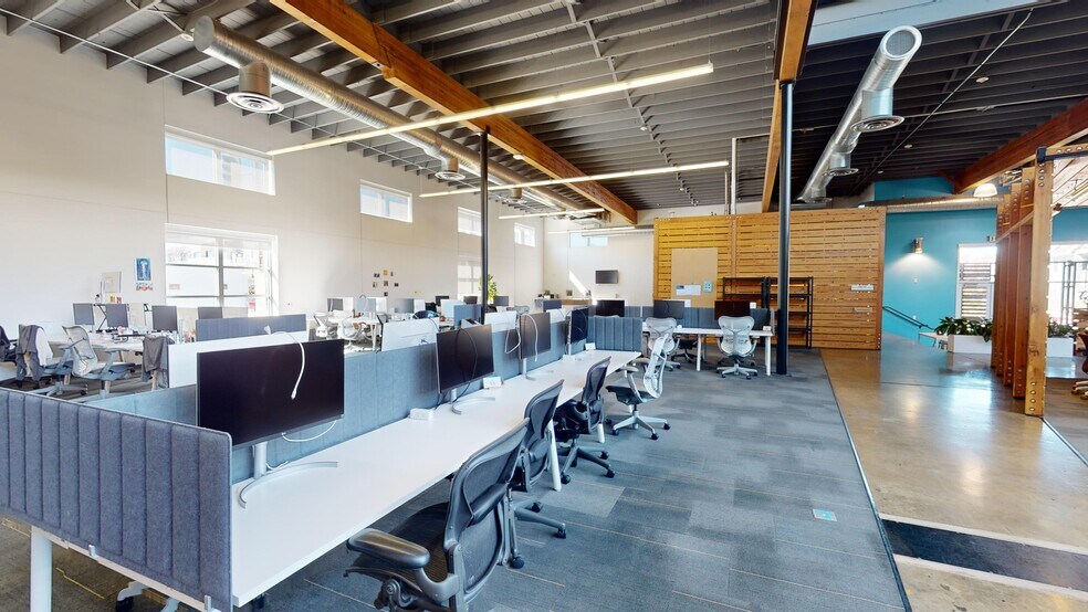 More Photos Of 2201 E 6th St, Austin Loft Creative Space For Lease