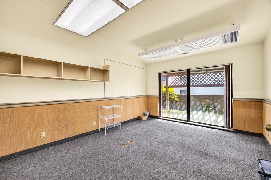 More Photos Of 3716 E Idaho St, Elko Office Residential For Lease
