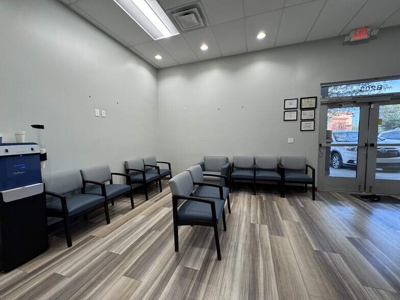 More Photos Of 13331 W Indian School Rd, Litchfield Park General Retail For Lease