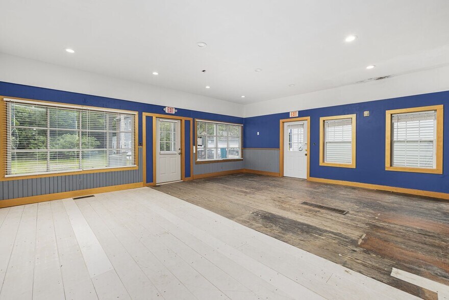 More Photos Of 84-86 Kilvert St, Warwick Restaurant For Sale