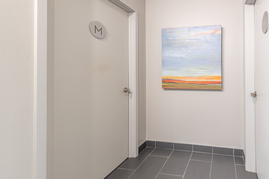 More Photos Of 8020 Westglen Dr, Houston Office For Lease