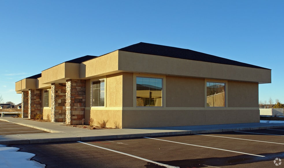 Primary Photo Of 200 N Seneca Springs Way, Star Office For Lease