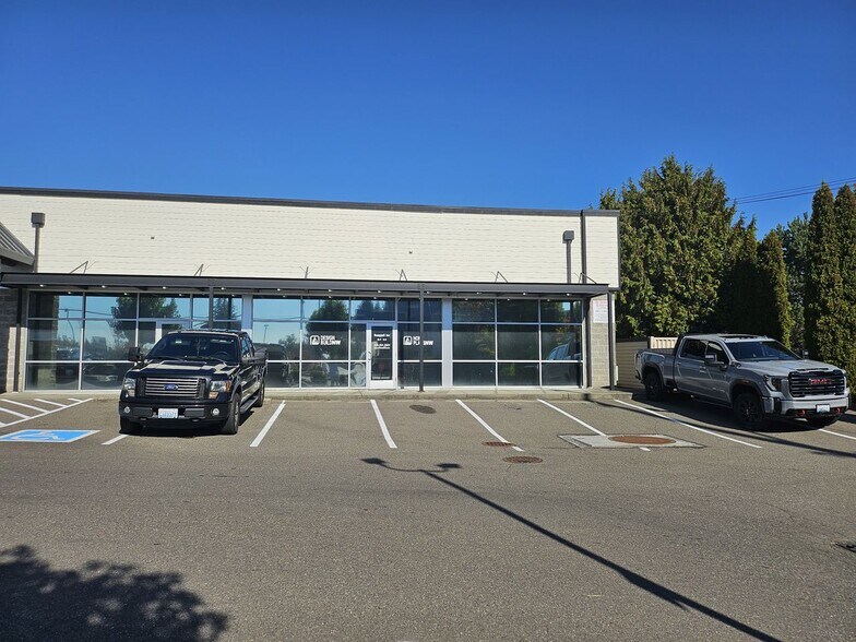 More Photos Of 5401 104th St E, Puyallup General Retail For Lease